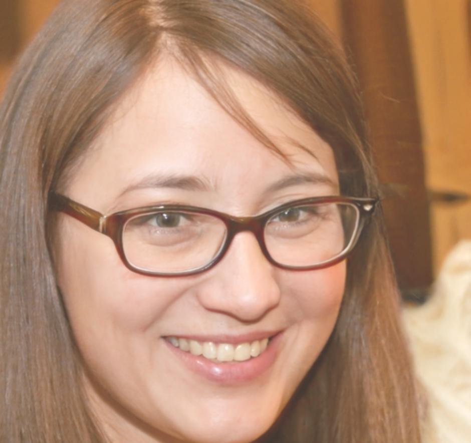 Linh Nguyen, Financial Education Specialist